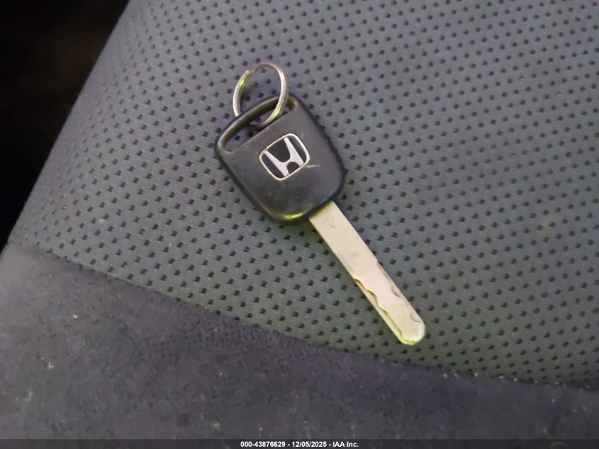 2008 Honda Fit VIN: JHMGD38458S058163 Lot: 43876629