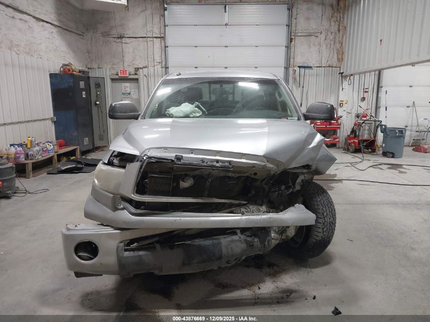 2010 Toyota Tundra Grade 5.7L V8 VIN: 5TFUY5F17AX115453 Lot: 43876669