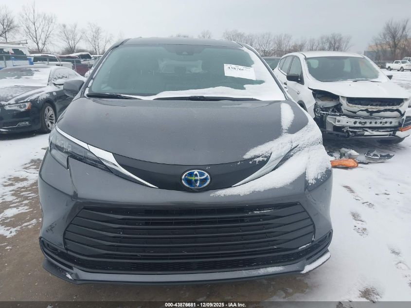 2025 Toyota Sienna Le VIN: 5TDKSKFC4SS212321 Lot: 43876681