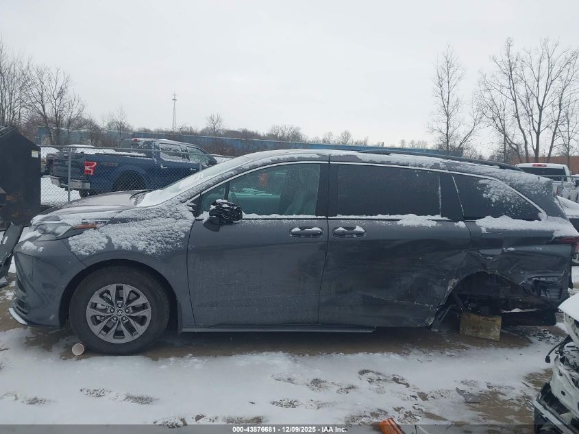 2025 Toyota Sienna Le VIN: 5TDKSKFC4SS212321 Lot: 43876681