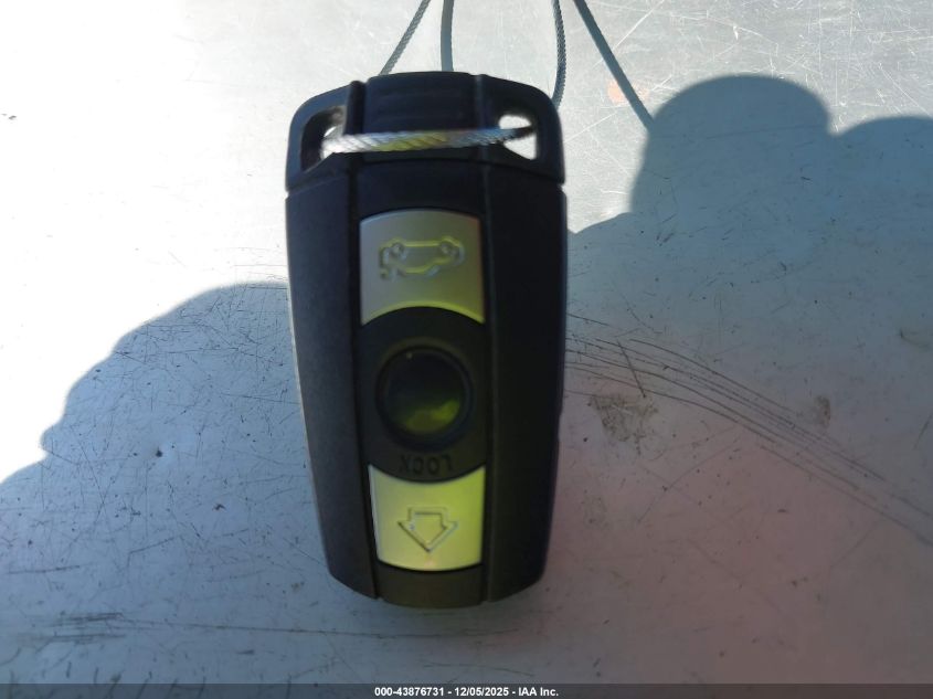 2009 BMW 328I VIN: WBAPH77599NL83810 Lot: 43876731