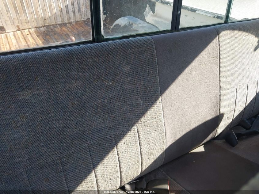 1996 Dodge Ram 2500 VIN: 3B7KF23C9TM103363 Lot: 43876739