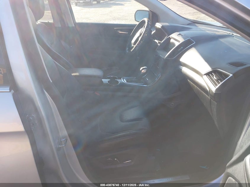 2FMPK3K85GBB56200 2016 FORD EDGE photo no. 5