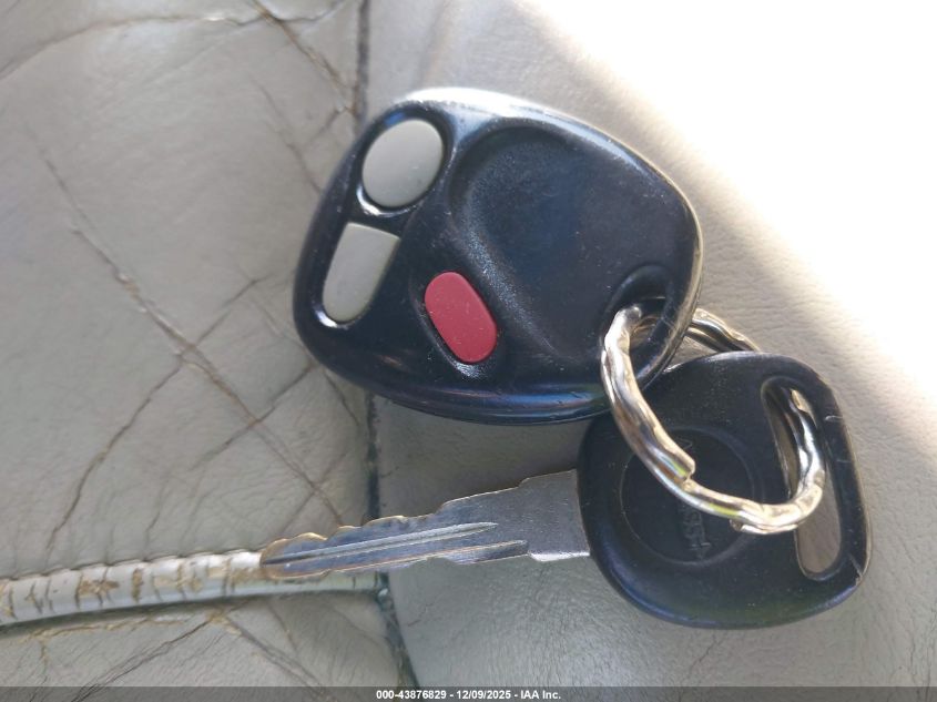 2002 Chevrolet Tahoe Lt VIN: 1GNEC13Z82R240058 Lot: 43876829