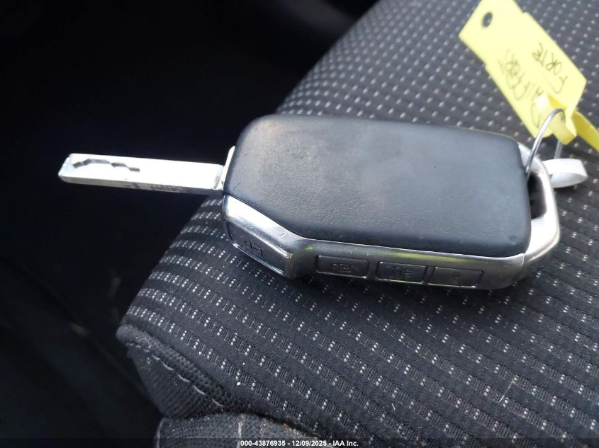 2019 Kia Forte Lxs VIN: 3KPF24AD3KE030245 Lot: 43876935