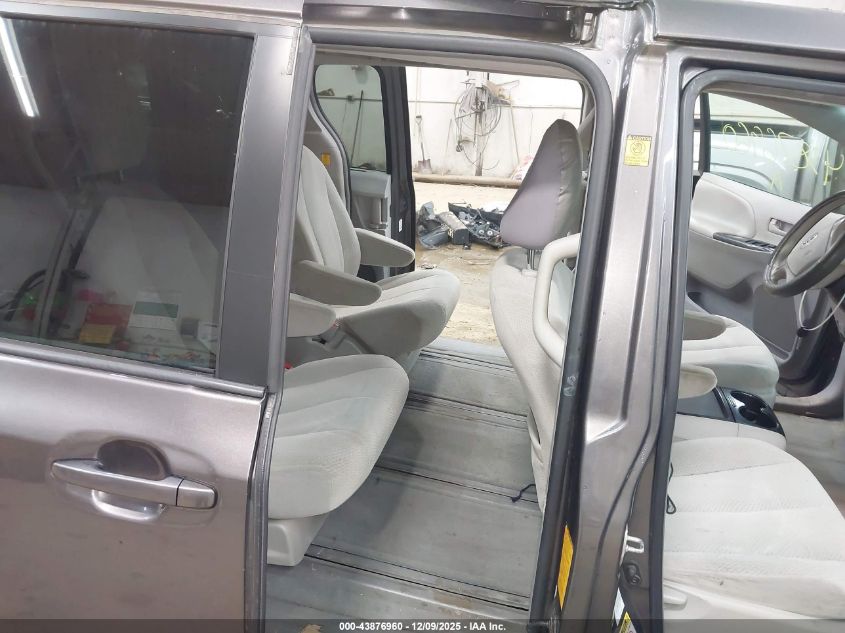 2011 Toyota Sienna Le VIN: 5TDJK3DC5BS026730 Lot: 43876960