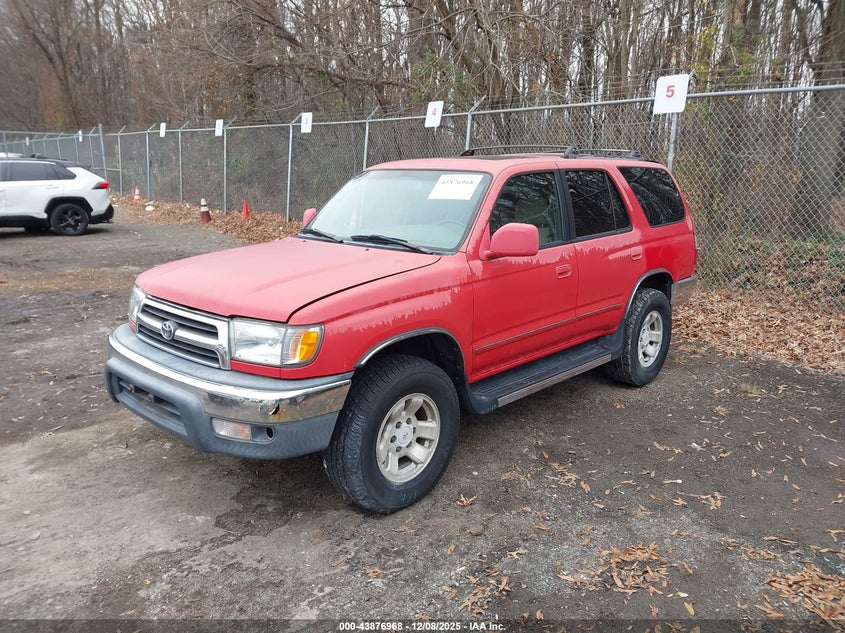JT3HN86R7Y0278001 2000 TOYOTA 4RUNNER photo no. 2