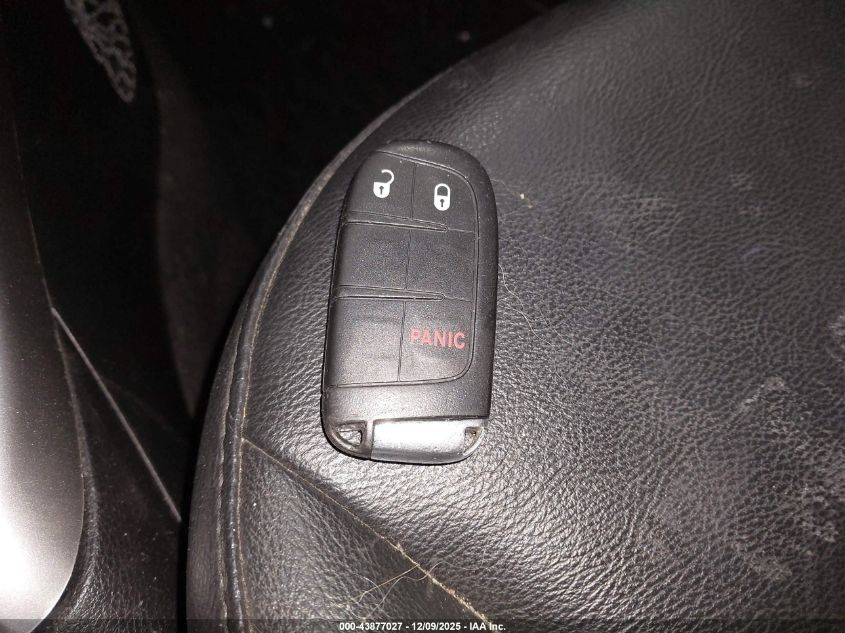 2019 Jeep Compass Latitude 4X4 VIN: 3C4NJDBB2KT827920 Lot: 43877027