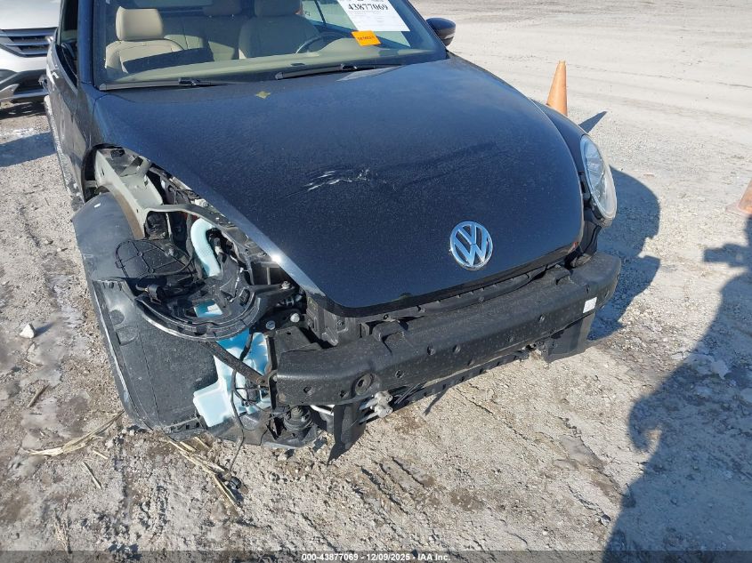 2017 Volkswagen Beetle #Pinkbeetle/1.8T Classic/1.8T S/1.8T Se/1.8T Sel VIN: 3VW517AT1HM803250 Lot: 43877069