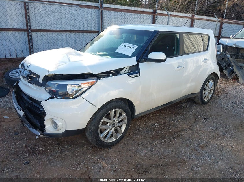 2017 KIA SOUL auction photo 2