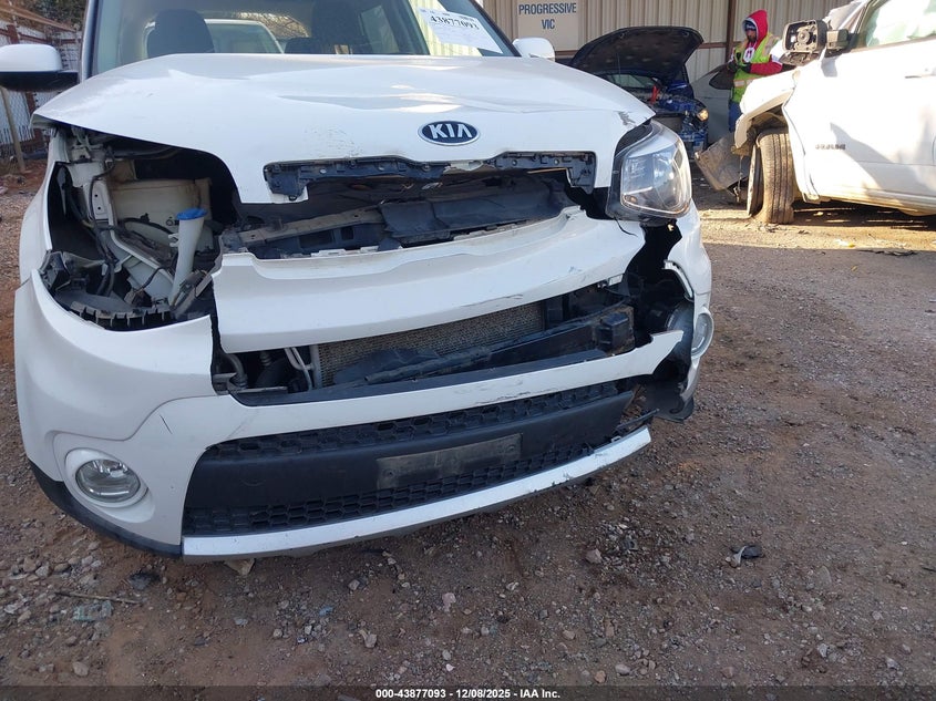 2017 KIA SOUL auction photo 6