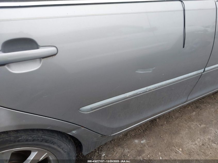 2005 Toyota Camry Xle V6 VIN: 4T1BF32K35U604449 Lot: 43877137