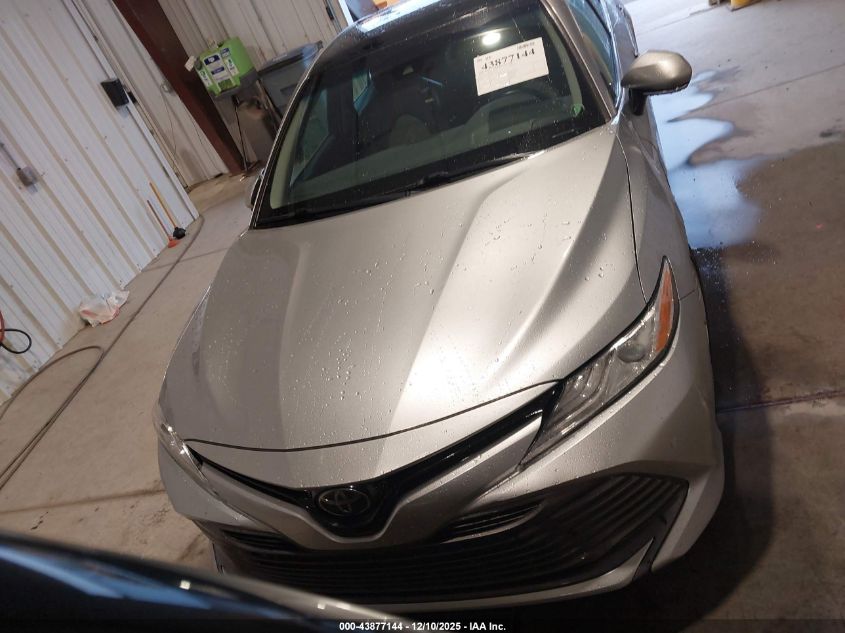 2018 Toyota Camry Xle VIN: 4T1B11HK5JU033759 Lot: 43877144