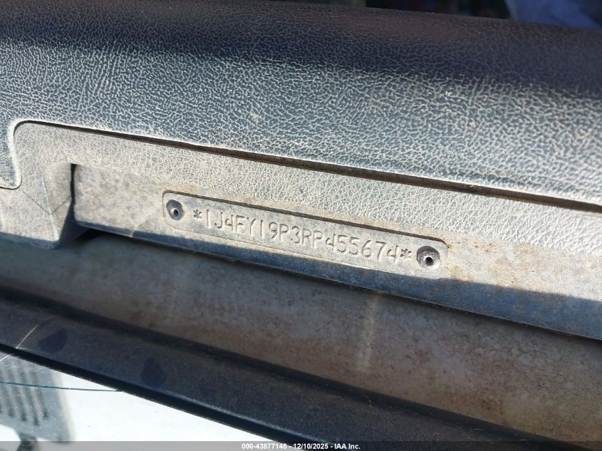 1994 Jeep Wrangler / Yj S VIN: 1J4FY19P3RP455674 Lot: 43877148