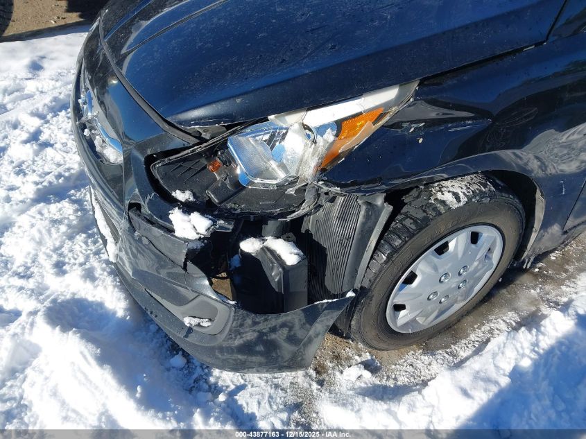 2017 Hyundai Accent Se VIN: KMHCT4AE6HU327704 Lot: 43877163