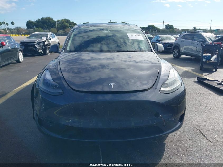 2022 Tesla Model Y Performance Dual Motor All-Wheel Drive VIN: 7SAYGDEF5NF373758 Lot: 43877164