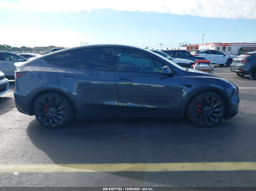 2022 Tesla Model Y Performance Dual Motor All-Wheel Drive VIN: 7SAYGDEF5NF373758 Lot: 43877164