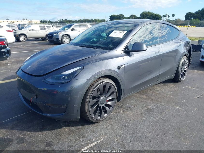 2022 Tesla Model Y Performance Dual Motor All-Wheel Drive VIN: 7SAYGDEF5NF373758 Lot: 43877164