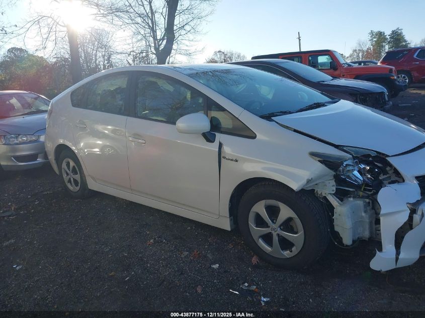 2015 Toyota Prius Two VIN: JTDKN3DU4F0400743 Lot: 43877175