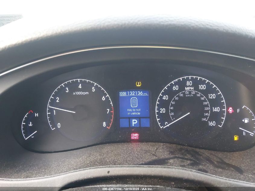 2013 Hyundai Genesis 3.8 VIN: KMHGC4DD2DU227243 Lot: 43877184