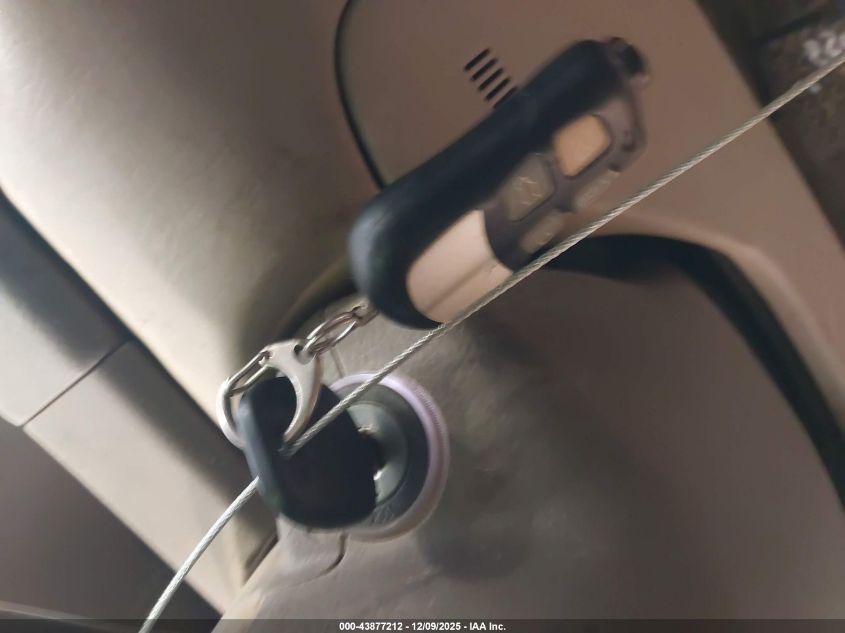 2005 Toyota Camry Xle V6 VIN: 4T1BF32K55U098008 Lot: 43877212