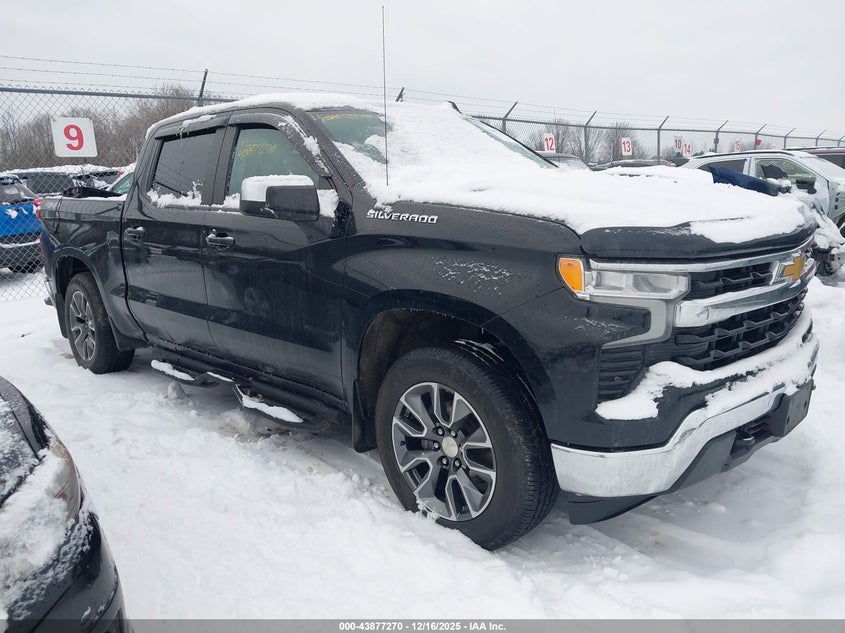 CHEVROLET SILVERADO 1500 4WD STANDARD BED LT