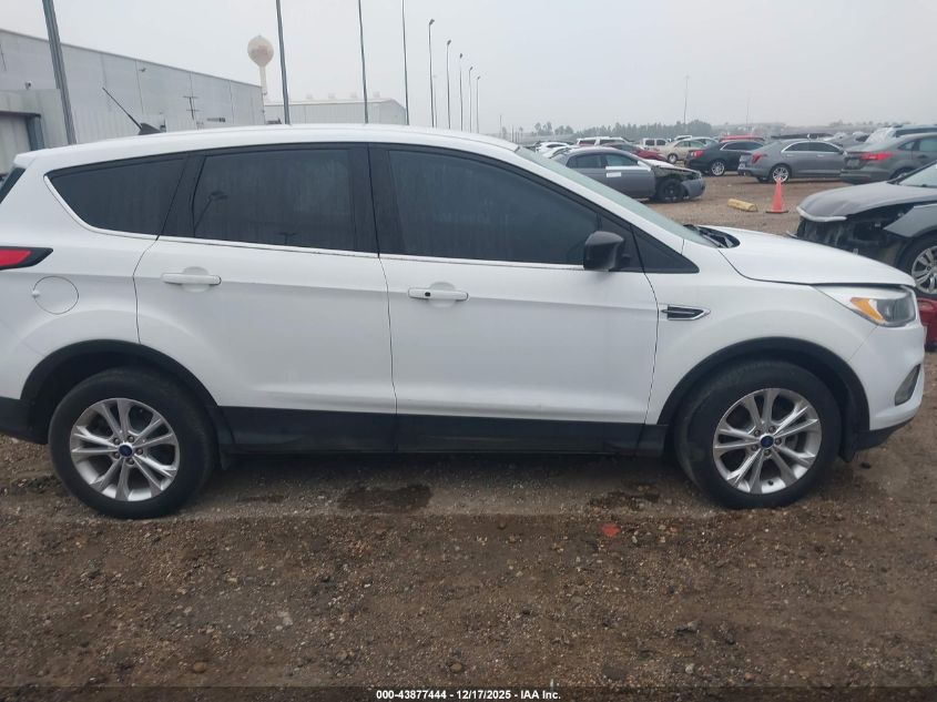 2019 Ford Escape Se VIN: 1FMCU0GD4KUB57144 Lot: 43877444