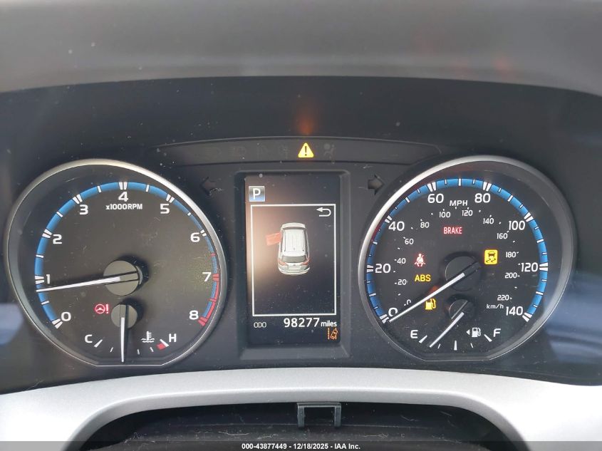 2018 Toyota Rav4 Le VIN: 2T3ZFREV2JW435517 Lot: 43877449