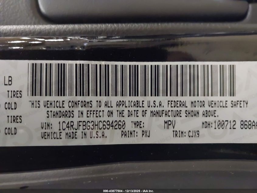 2017 Jeep Grand Cherokee Limited 4X4 VIN: 1C4RJFBG3HC694260 Lot: 43877504