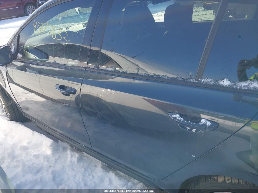 2012 Volkswagen Gti 4-Door VIN: WVWHD7AJ0CW175423 Lot: 43877633