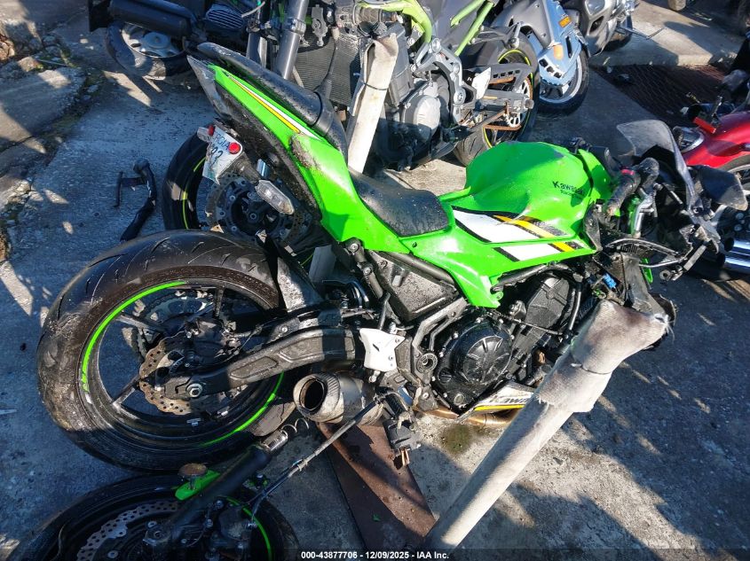 2025 Kawasaki Ex650 P VIN: ML5EXEP15SDAD7207 Lot: 43877706