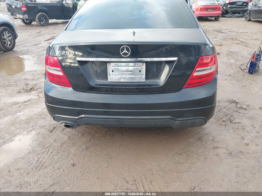2012 Mercedes-Benz C 250 Sport VIN: WDDGF4HB8CR217733 Lot: 43877725