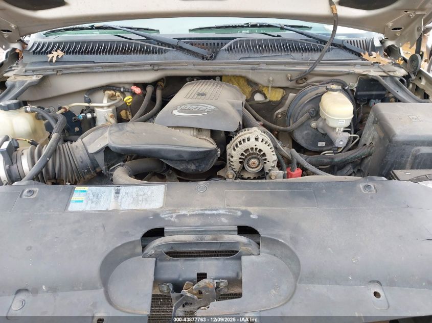 2005 Chevrolet Silverado 1500 Work Truck VIN: 1GCEK19V25E105699 Lot: 43877763