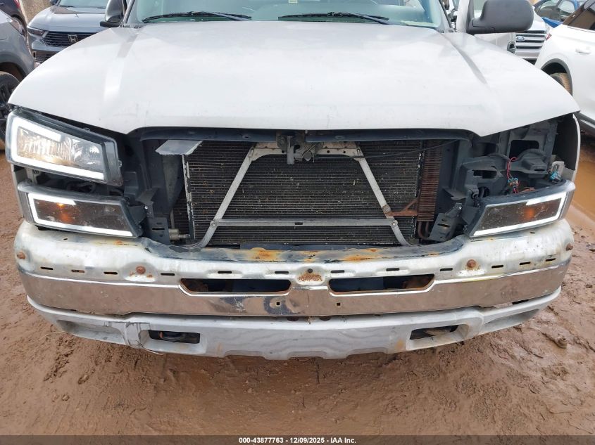 2005 Chevrolet Silverado 1500 Work Truck VIN: 1GCEK19V25E105699 Lot: 43877763