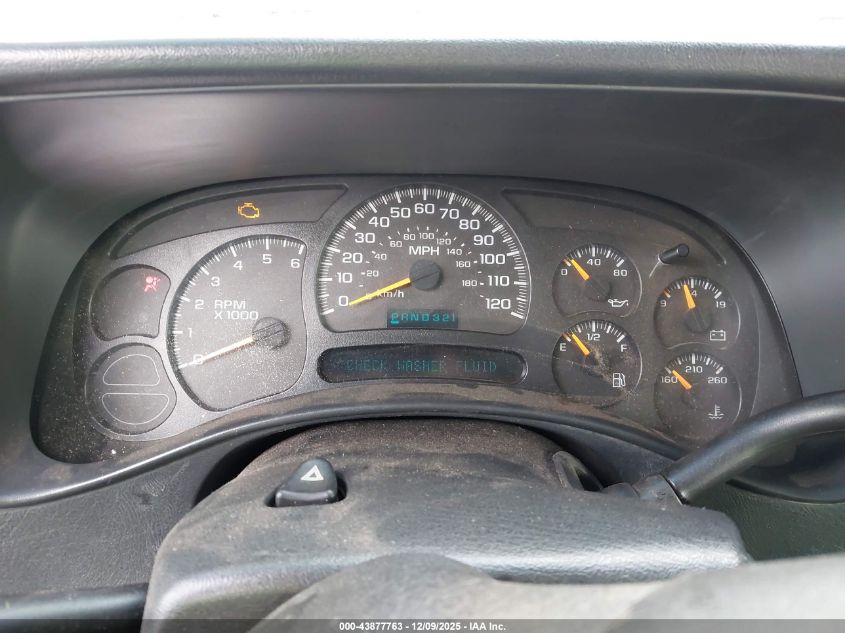 2005 Chevrolet Silverado 1500 Work Truck VIN: 1GCEK19V25E105699 Lot: 43877763