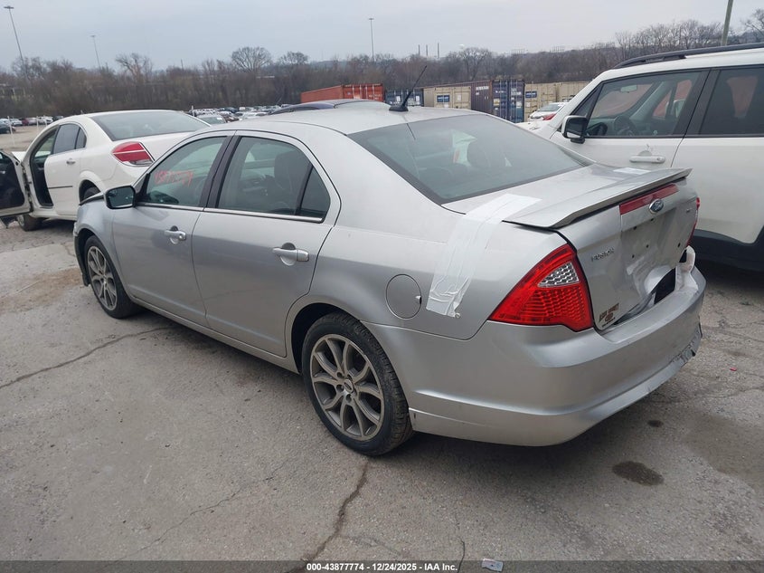 2012 FORD FUSION SE
