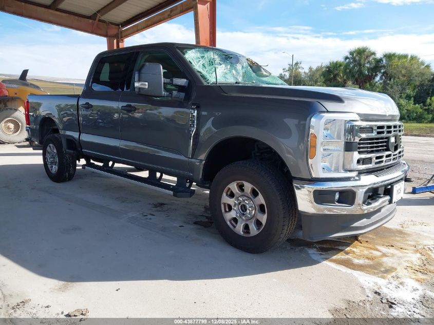 FORD F-250 XL