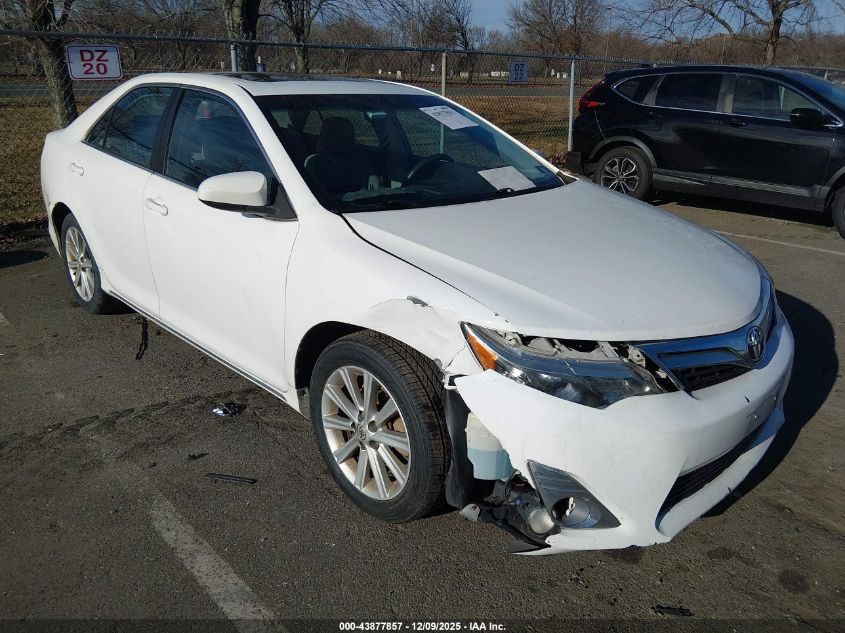 TOYOTA CAMRY XLE