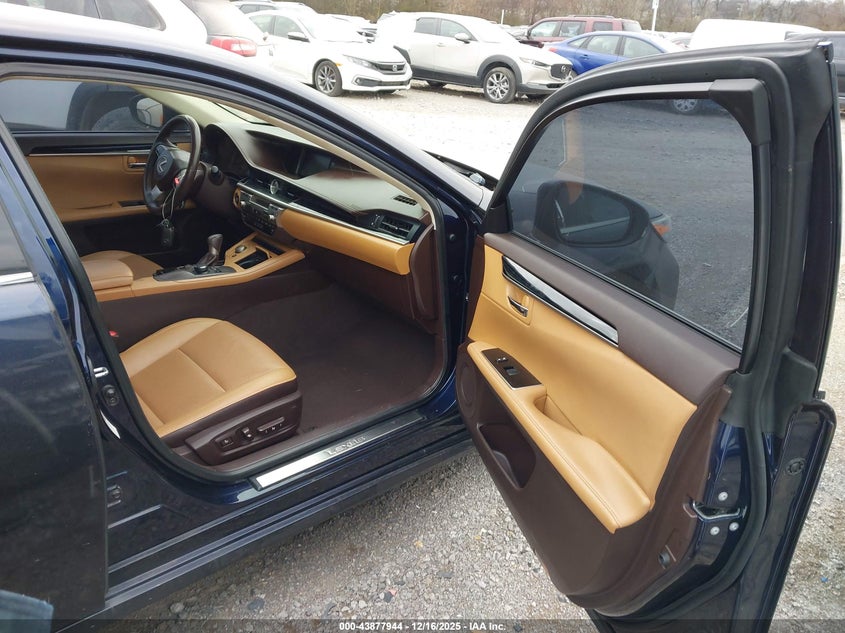 58ABK1GG3GU012016 2016 LEXUS ES photo no. 5