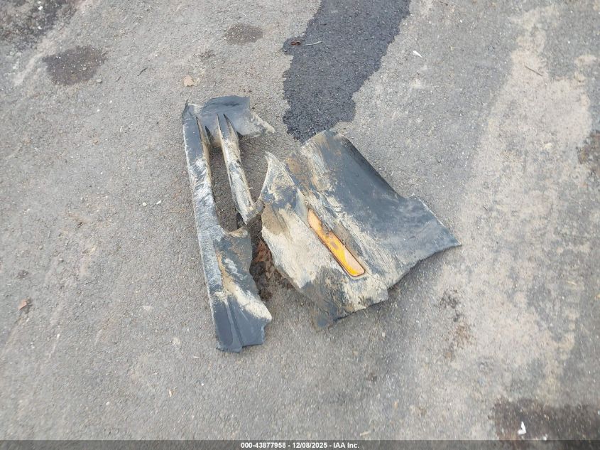 2014 Ford Mustang V6 Premium VIN: 1ZVBP8EM6E5205506 Lot: 43877958