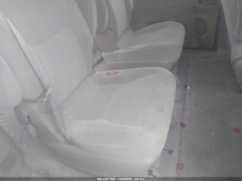 2005 Toyota Sienna Ce VIN: 5TDZA23C55S372072 Lot: 43877969