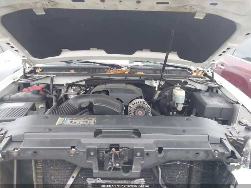 2010 GMC Yukon Denali VIN: 1GKUKEEF7AR270415 Lot: 43877972