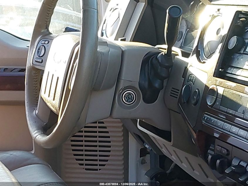 2008 Ford F-350 Fx4/Harley-Davidson/King Ranch/Lariat/Xl/Xlt VIN: 1FTWW31R28ED81372 Lot: 43878004