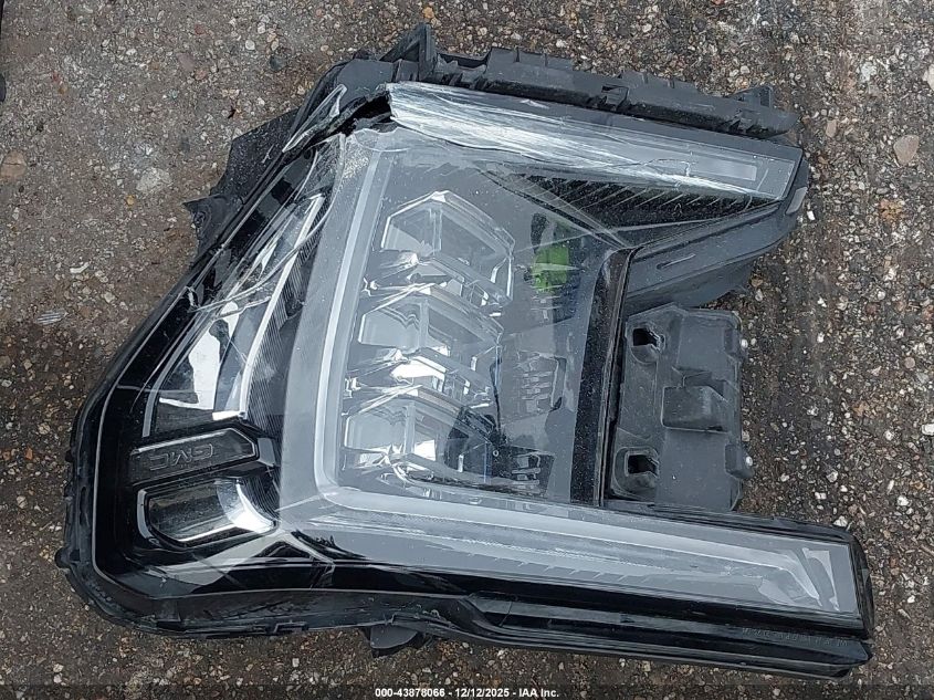 2022 GMC Yukon Xl 2Wd Sle VIN: 1GKS1FKD6NR252190 Lot: 43878066