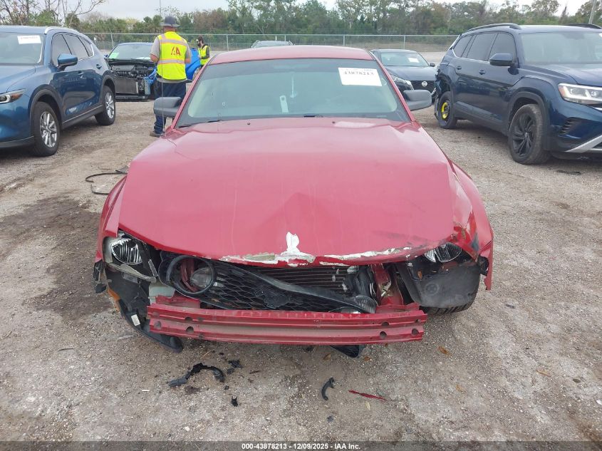 2008 Ford Mustang Gt Deluxe/Gt Premium VIN: 1ZVHT82H085130593 Lot: 43878213