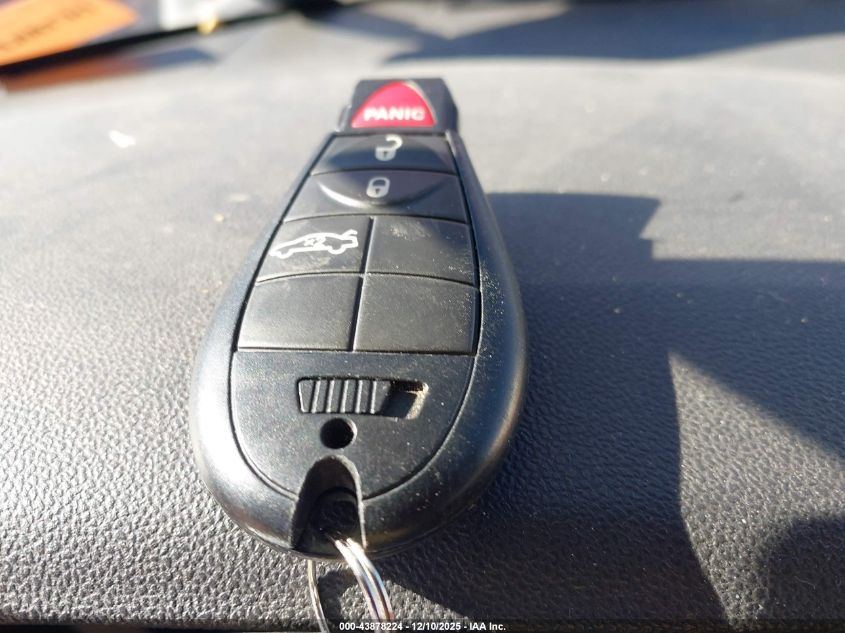 2009 Dodge Challenger R/T VIN: 2B3LJ54T99H580600 Lot: 43878224