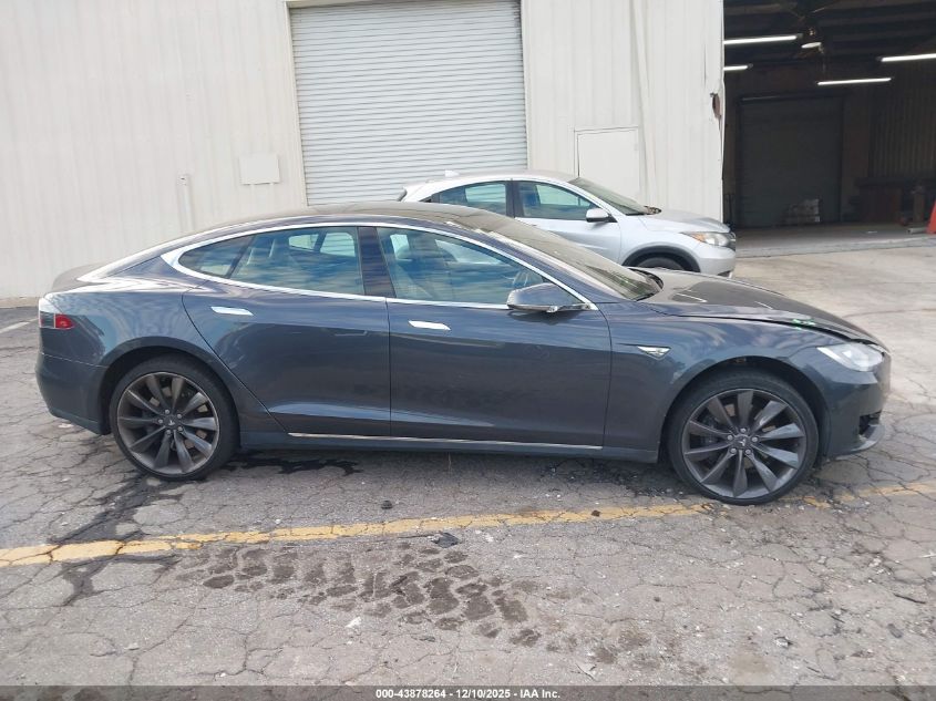 2016 Tesla Model S 60D/70D/75D/85D/90D VIN: 5YJSA1E28GF128617 Lot: 43878264