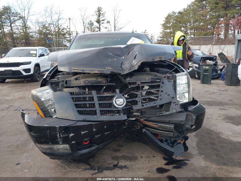 2011 Cadillac Escalade Esv Luxury VIN: 1GYS4HEF9BR130005 Lot: 43878274