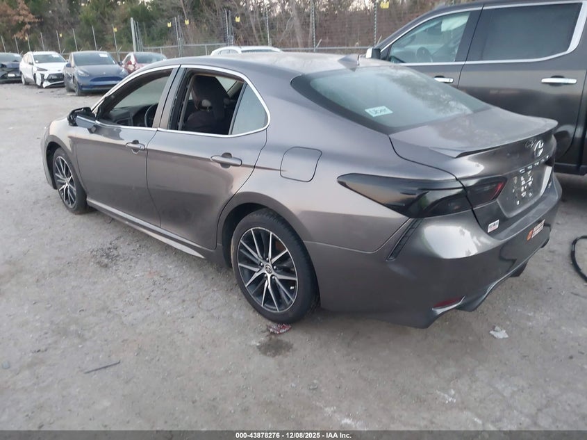 2022 TOYOTA CAMRY auction photo 3