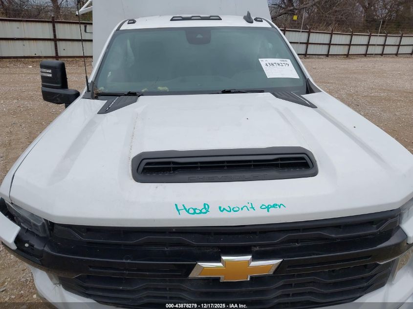 2024 Chevrolet Silverado 3500Hd Chassis Work Truck VIN: 1GB3WREY7RF277533 Lot: 43878279